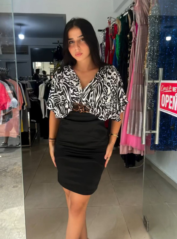 Classy short dress ,Tiger print on the top